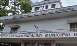 ആശാവര്‍ക്കര്‍മാര്‍ക്ക് 2,000 രൂപ അലവന്‍സ് പ്രഖ്യാപിച്ച് യുഡിഎഫ് നഗരസഭ