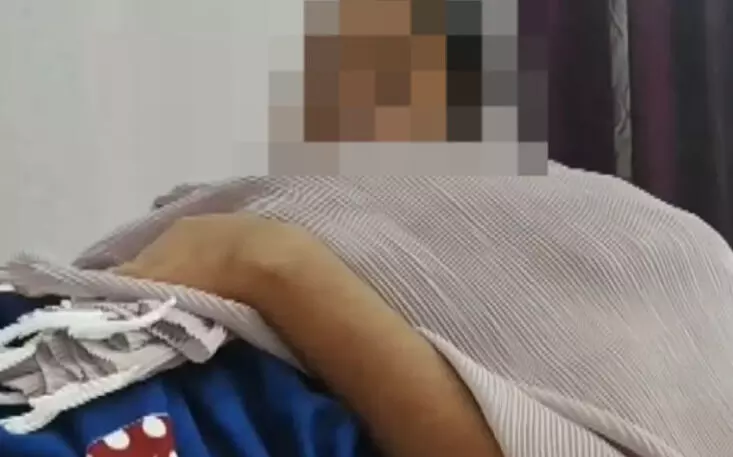 നെടുമങ്ങാട് ജില്ലാ ആശുപത്രിയില് ചികില്സാ പിഴവെന്ന് പരാതി നെടുമങ്ങാട് ജില്ലാ ആശുപത്രിയില് ചികില്സാ പിഴവെന്ന് പരാതി