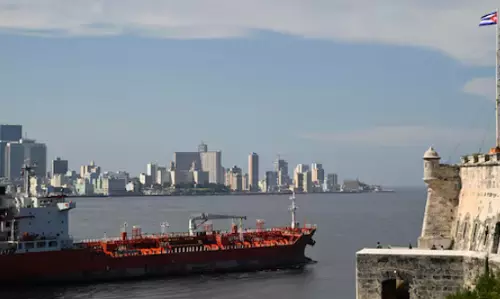 ക്യൂബയ്ക്ക് എണ്ണ വിതരണം ചെയ്യുന്ന രാജ്യങ്ങള്‍ക്കെതിരേ വ്യാപാര ഉപരോധം ഏര്‍പ്പെടുത്തുമെന്ന് ട്രംപ്