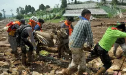 ഇന്തോനേഷ്യയിലെ ഭൂകമ്പത്തില് മരിച്ചവരുടെ എണ്ണം 64 ആയി ഇന്തോനേഷ്യയിലെ ഭൂകമ്പത്തില് മരിച്ചവരുടെ എണ്ണം 64 ആയി