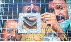 മുട്ടില് മരംമുറി കേസ്: പ്രതികളുടെ അപ്പീല് കോടതി തള്ളി മുട്ടില് മരംമുറി കേസ്: പ്രതികളുടെ അപ്പീല് കോടതി തള്ളി