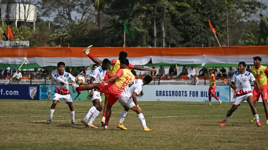 സന്തോഷ് ട്രോഫിയില്‍ കേരളത്തിന് ആദ്യ തോല്‍വി