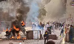 2020ലെ ഡല്ഹി കലാപക്കേസ്; ആറു പ്രതികളെ വെറുതെ വിട്ടു 2020ലെ ഡല്ഹി കലാപക്കേസ്; ആറു പ്രതികളെ വെറുതെ വിട്ടു