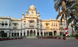 കെജിഎംയുവിലെ ആരാധനാലയങ്ങള്‍ പൊളിച്ചു നീക്കണമെന്ന് യോഗി ആദിത്യനാഥിന് കത്തെഴുതി ബിജെപി നേതാവ്