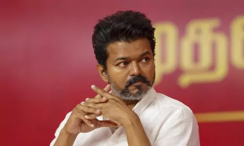 പ്രതിഫലം കുറച്ചു കാണിച്ചു; ആദായ നികുതി കേസില്‍ വിജയ് 1.5 കോടി പിഴ അടയ്ക്കണം