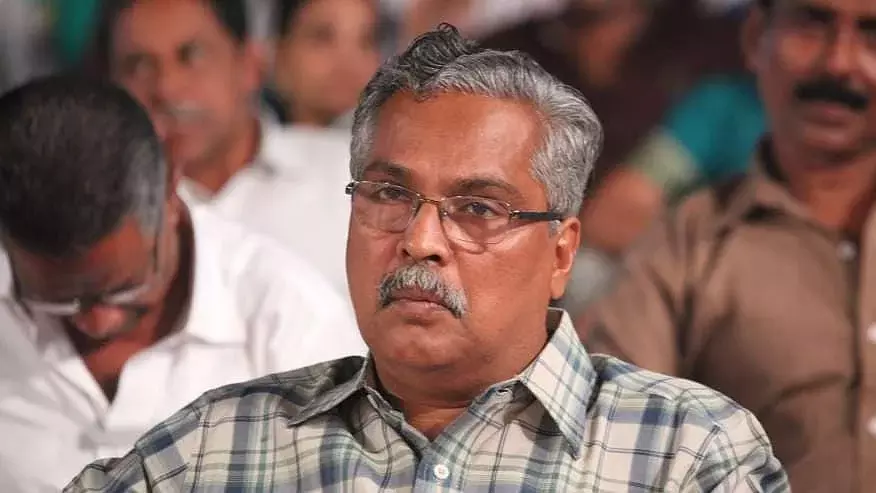 ഭാര്യക്കും മക്കള്‍ക്കുമുള്ളത് യുകെ പൗരത്വമെന്ന പോസ്റ്റ്; പരാതി നല്‍കി ബിനോയ് വിശ്വം