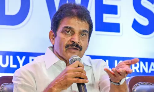 സ്ഥാനാര്‍ഥിയാകാന്‍ മാധ്യമങ്ങളെ കൂട്ടുപിടിക്കുന്നവരെ പരിഗണിക്കില്ല; മുന്നറിയിപ്പുമായി കെ സി വേണുഗോപാല്‍