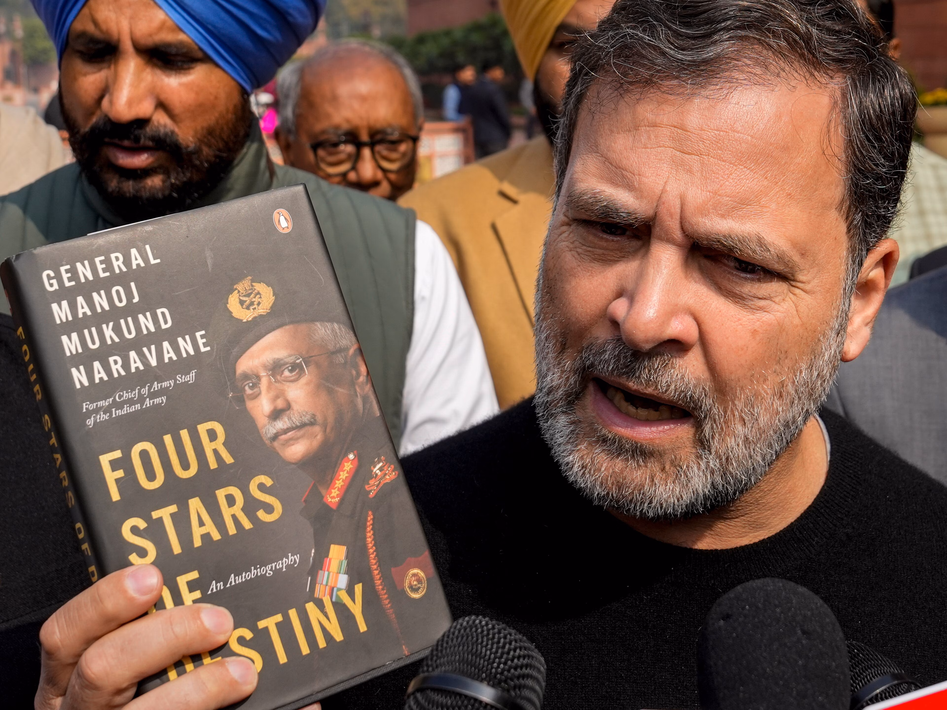 എം എം നരവണെയുടെ ആത്മകഥയുടെ പിഡിഎഫ് പ്രചരിക്കുന്നു; കേസെടുത്ത് ഡല്‍ഹി പോലിസ്