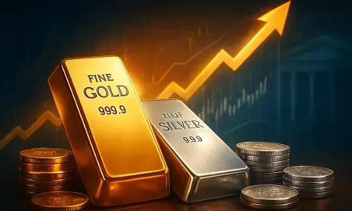 ഓഹരി ഫണ്ടുകളെ മറികടന്ന് ഗോള്‍ഡ്-സില്‍വര്‍ ഇടിഎഫുകള്‍; ജനുവരിയില്‍ 33,000 കോടി രൂപയുടെ റെക്കോര്‍ഡ് നിക്ഷേപം