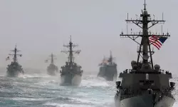 രണ്ട് യുഎസ് നാവിക കപ്പലുകള്‍ കൂട്ടിയിടിച്ചു; രണ്ട് സൈനികര്‍ക്ക് പരിക്ക്