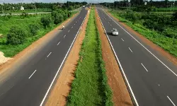 8,081 കോടിയുടെ പദ്ധതികള്ക്ക് തത്ത്വാനുമതി; ശബരി റെയില്പാതക്കും എം സി റോഡ് വികസനത്തിനും വന് നിക്ഷേപം 8,081 കോടിയുടെ പദ്ധതികള്ക്ക് തത്ത്വാനുമതി; ശബരി റെയില്പാതക്കും എം സി റോഡ് വികസനത്തിനും വന് നിക്ഷേപം