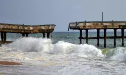 കന്യാകുമാരി തീരത്ത് കള്ളക്കടല്‍ മുന്നറിയിപ്പ്; ഉയര്‍ന്ന തിരമാലകള്‍ക്ക് സാധ്യത, ജാഗ്രത നിര്‍ദേശം