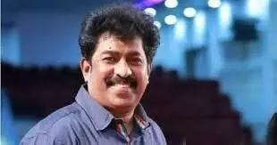 നടന് പ്രേംകുമാറുമായി ചര്ച്ച നടത്തി കോണ്ഗ്രസ് നേതാക്കള് നടന് പ്രേംകുമാറുമായി ചര്ച്ച നടത്തി കോണ്ഗ്രസ് നേതാക്കള്