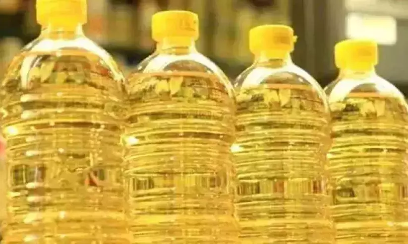 വ്യാജ വെളിച്ചെണ്ണ വിപണി; അടിയന്തര അന്വേഷണത്തിന് മനുഷ്യാവകാശ കമ്മീഷന്റെ നിര്‍ദേശം