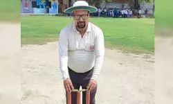 ക്രിക്കറ്റ് മല്സരത്തിനിടെയുണ്ടായ തേനീച്ചയുടെ ആക്രമണം; കുത്തേറ്റ മുതിര്ന്ന അമ്പയര് മരിച്ചു ക്രിക്കറ്റ് മല്സരത്തിനിടെയുണ്ടായ തേനീച്ചയുടെ ആക്രമണം; കുത്തേറ്റ മുതിര്ന്ന അമ്പയര് മരിച്ചു