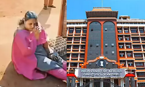 ചുരിദാര് ധരിച്ചെത്തിയ പ്രധാനാധ്യാപികയെ സ്കൂളില് തടഞ്ഞ സംഭവം; പോലിസ് സംരക്ഷണം നല്കാന് ഹൈക്കോടതി നിര്ദേശം ചുരിദാര് ധരിച്ചെത്തിയ പ്രധാനാധ്യാപികയെ സ്കൂളില് തടഞ്ഞ സംഭവം; പോലിസ് സംരക്ഷണം നല്കാന് ഹൈക്കോടതി നിര്ദേശം