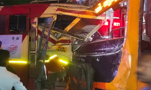 കുന്നംകുളത്ത് കെഎസ്ആര്‍ടിസി ബസുകള്‍ കൂട്ടിയിടിച്ച് 20 പേര്‍ക്ക് പരിക്ക്