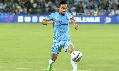 ഇന്ത്യന്‍ സൂപ്പര്‍ ലീഗ്; മുംബൈയോടും തോല്‍വി; കൊച്ചിയിലും താളം  കിട്ടാതെ  കേരള ബ്ലാസ്റ്റേഴ്‌സ്