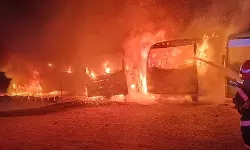 തിരുവനന്തപുരത്ത് സ്‌കൂള്‍വളപ്പില്‍ തീപിടിത്തം; മൂന്ന് ബസുകള്‍ കത്തിനശിച്ചു