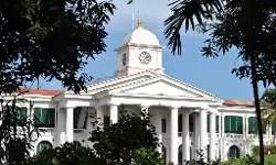 സര്‍ക്കാര്‍ ജീവനക്കാര്‍ക്ക് അഷ്വേര്‍ഡ് പെന്‍ഷന്‍; ഏപ്രില്‍ ഒന്നു മുതല്‍ പ്രാബല്യത്തില്‍