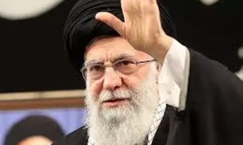 ആയത്തുല്ല അലി ഖാംനഇ ജീവനോടെയുണ്ട്; കൊല്ലപ്പെട്ടെന്ന അഭ്യൂഹം തള്ളി ഇറാന് വിദേശ കാര്യമന്ത്രി ആയത്തുല്ല അലി ഖാംനഇ ജീവനോടെയുണ്ട്; കൊല്ലപ്പെട്ടെന്ന അഭ്യൂഹം തള്ളി ഇറാന് വിദേശ കാര്യമന്ത്രി