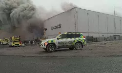 മിസൈല് അവശിഷ്ടങ്ങള് വീണ് ഖത്തറിലെ ഇന്ഡസ്ട്രിയല് ഏരിയയില് തീപിടിത്തം മിസൈല് അവശിഷ്ടങ്ങള് വീണ് ഖത്തറിലെ ഇന്ഡസ്ട്രിയല് ഏരിയയില് തീപിടിത്തം