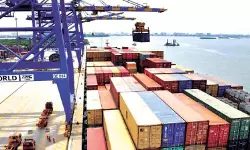 ഇറക്കുമതി നികുതിയില് ഇളവ്; അര്ഹരായ നിര്മ്മാതാക്കള്ക്ക് ഏപ്രില് ഒന്നു മുതല് ഇഎംഐ സൗകര്യം ഇറക്കുമതി നികുതിയില് ഇളവ്; അര്ഹരായ നിര്മ്മാതാക്കള്ക്ക് ഏപ്രില് ഒന്നു മുതല് ഇഎംഐ സൗകര്യം