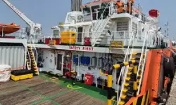 പശ്ചിമേഷ്യന്‍ സംഘര്‍ഷം; ഹോങ്കോങ്ങില്‍ നിന്ന് സൗദിയിലേക്ക് പോയ ചരക്കുകപ്പല്‍ കൊല്ലത്ത് അടുപ്പിച്ചു