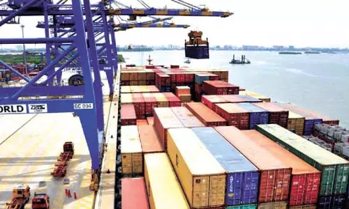 ഇറക്കുമതി നികുതിയില്‍ ഇളവ്; അര്‍ഹരായ നിര്‍മ്മാതാക്കള്‍ക്ക് ഏപ്രില്‍ ഒന്നു മുതല്‍ ഇഎംഐ സൗകര്യം