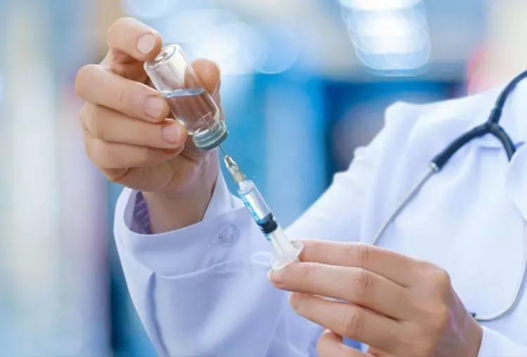 ശസ്താംകോട്ട താലൂക്ക് ആശുപത്രിയില്‍ ചികില്‍സാപിഴവ്; ശ്വാസതടസ്സവുമായി വന്ന യുവതിക്ക് പേവിഷത്തിനു നല്‍കുന്ന മരുന്ന് കുത്തിവച്ചു