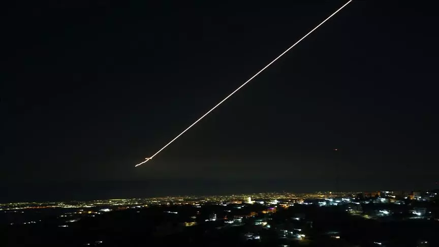 ഇറാന്റെ മിസൈല് ആക്രമണത്തില് ഏഴ് ഇസ്രായേലികള്ക്ക് പരിക്കേറ്റതായി റിപോര്ട്ട് ഇറാന്റെ മിസൈല് ആക്രമണത്തില് ഏഴ് ഇസ്രായേലികള്ക്ക് പരിക്കേറ്റതായി റിപോര്ട്ട്