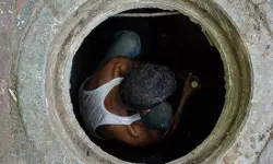 അഴുക്കുചാലില്‍ ഇറങ്ങിയ ശുചീകരണ തൊഴിലാളികള്‍ക്ക് ദാരുണാന്ത്യം