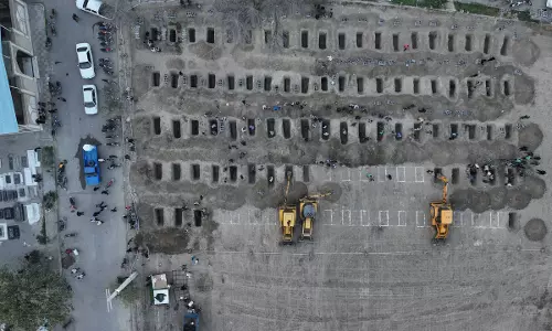 ഇറാനിലെ സ്കൂളില് ബോംബിട്ടത് അന്വേഷിക്കണം: ഐക്യരാഷ്ട്രസഭ ഇറാനിലെ സ്കൂളില് ബോംബിട്ടത് അന്വേഷിക്കണം: ഐക്യരാഷ്ട്രസഭ