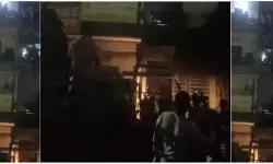 ഗാസിയാബാദില് വന് തീപിടിത്തം: രണ്ട് പേര് വെന്തുമരിച്ചു, നിരവധി പേര്ക്ക് പരിക്ക് ഗാസിയാബാദില് വന് തീപിടിത്തം: രണ്ട് പേര് വെന്തുമരിച്ചു, നിരവധി പേര്ക്ക് പരിക്ക്