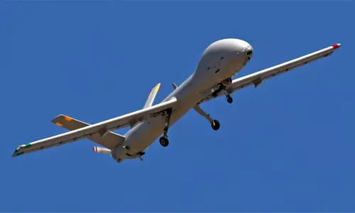 ഇസ്രായേലി ഡ്രോണ്‍ ഇറാന്‍ വെടിവച്ചിട്ടു