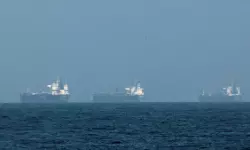 പേര്‍ഷ്യന്‍ കടലില്‍ കുടുങ്ങിയ ഇന്ത്യന്‍ കപ്പലുകള്‍ തിരികെ എത്തിക്കാന്‍ നീക്കം ആരംഭിച്ചു