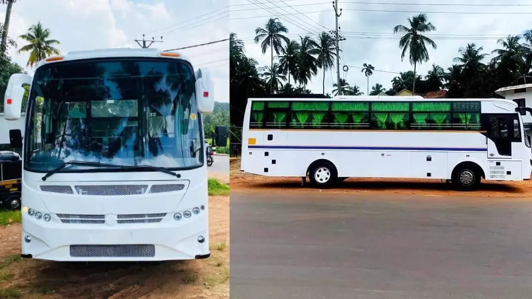 സംസ്ഥാനത്തെ ടൂറിസ്റ്റ് ബസുകള്ക്ക് കര്ശനമാക്കിയ വെള്ളനിറം പിന്വലിക്കാന് തീരുമാനം സംസ്ഥാനത്തെ ടൂറിസ്റ്റ് ബസുകള്ക്ക് കര്ശനമാക്കിയ വെള്ളനിറം പിന്വലിക്കാന് തീരുമാനം