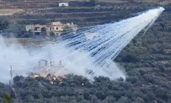 തെക്കന് ലെബനനിലെ ജനവാസ മേഖലകളില് ഇസ്രായേല് ഫോസ്ഫറസ് ഉപയോഗിച്ചതായി റിപോര്ട്ട് തെക്കന് ലെബനനിലെ ജനവാസ മേഖലകളില് ഇസ്രായേല് ഫോസ്ഫറസ് ഉപയോഗിച്ചതായി റിപോര്ട്ട്