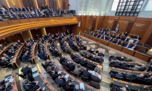 ലബ്നാന് പാര്ലമെന്റ് തിരഞ്ഞെടുപ്പ് രണ്ട് വര്ഷത്തേക്ക് മാറ്റിവച്ചു ലബ്നാന് പാര്ലമെന്റ് തിരഞ്ഞെടുപ്പ് രണ്ട് വര്ഷത്തേക്ക് മാറ്റിവച്ചു