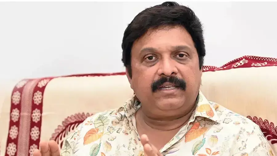 മന്ത്രി കെ ബി ഗണേഷ്‌കുമാര്‍ രാജി വയ്ക്കില്ല