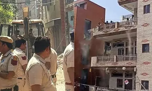 ഉത്തംനഗറിലെ മുസ് ലിംകളുടെ വീടുകള്‍ പൊളിക്കുന്നതുമായി ബന്ധപ്പെട്ട നടപടികള്‍ നിര്‍ത്തിവയ്ക്കണമെന്ന് കോടതി