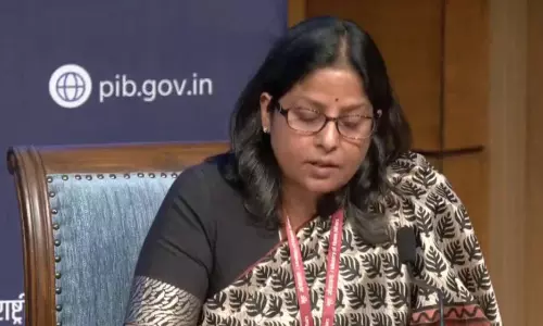 പാചക വാതക സിലിണ്ടറുകളില്‍ പരിഭ്രാന്തി വേണ്ടെന്ന് കേന്ദ്രസര്‍ക്കാര്‍