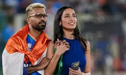 ദേശീയ പതാകയെ അപകീര്‍ത്തിപെടുത്തി; ഹാര്‍ദിക് പാണ്ഡ്യക്കെതിരേ പരാതി