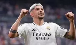 21ാം നൂറ്റാണ്ടിലെ യൂനെറ്റോയാണ് വാല്‍വെര്‍ഡേ: ചാംപ്യന്‍സ് ലീഗില്‍ ഹാട്രിക്ക് നേടിയ താരത്തെ വാനോളം പുകഴ്ത്തി അലക്‌സാണ്ടര്‍ അര്‍നോള്‍ഡ്