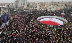 ഫലസ്തീനികള്‍ക്ക് ഐക്യദാര്‍ഢ്യവുമായി ഇറാനില്‍ കൂറ്റന്‍ റാലി; അല്‍-ഖുദ്സ് ദിന മാര്‍ച്ചിന് സമീപം സ്ഫോടനം