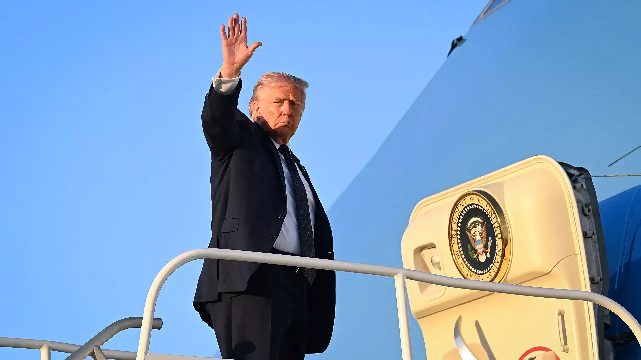 ഹോര്‍മുസ് കടലിടുക്ക് പിടിച്ചെടുക്കും, സൈനിക ബലത്തില്‍ തുറക്കുമെന്നും ഡോണാള്‍ഡ് ട്രംപ്: സഖ്യ രാജ്യങ്ങളുടെ സഹായം തേടി