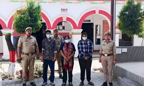 ഈ റോഡ് മുസ് ലിംകളുടേതല്ല എന്ന് ദേശീയപാതയില് എഴുതിയ ഹിന്ദു രക്ഷാദള് പ്രവര്ത്തകര് അറസ്റ്റില് ഈ റോഡ് മുസ് ലിംകളുടേതല്ല എന്ന് ദേശീയപാതയില് എഴുതിയ ഹിന്ദു രക്ഷാദള് പ്രവര്ത്തകര് അറസ്റ്റില്