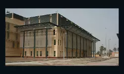 ബാഗ്ദാദിലെ യുഎസ് എംബസിയില് മിസൈല് ആക്രമണം ബാഗ്ദാദിലെ യുഎസ് എംബസിയില് മിസൈല് ആക്രമണം