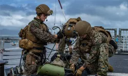 ഇറാനെതിരെ യുഎസ്-ഇസ്രായേല് യുദ്ധം: 2,500 അമേരിക്കന് മാരീന്സ് വിന്യസിക്കാന് നീക്കം ഇറാനെതിരെ യുഎസ്-ഇസ്രായേല് യുദ്ധം: 2,500 അമേരിക്കന് മാരീന്സ് വിന്യസിക്കാന് നീക്കം