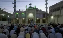 സംഭലില്‍ നമസ്‌കാരത്തിന് നിയന്ത്രണം ഏര്‍പ്പെടുത്തിയ യുപി സര്‍ക്കാരിന്റെ നടപടി തടഞ്ഞ് അലഹബാദ് ഹൈക്കോടതി